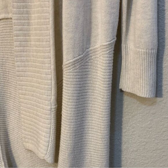 Lilla P Cream Cardigan with Shawl Collar and Relaxed Fit. - Picture 5 of 10